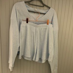 Alo Sky Blue Lounge Set- Large/NWOT